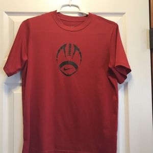 Boys Nike Football tee - size Large - in EUC!
